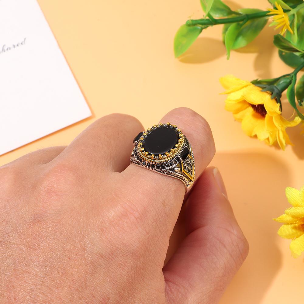 Nhẫn Nam Đính Đá Onyx Màu Đen Phong Cách Punk