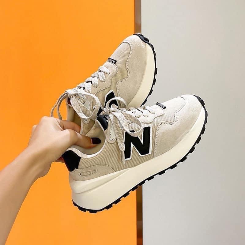 Giày sneaker nữ N-B siêu êm