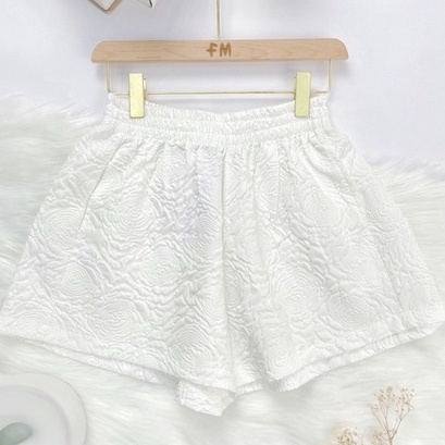 Quần đùi nữ mặc nhà cạp thun chun lưng cao vải xốp phồng in hoa màu Đen Trắng Quần short ống rộng mặc thể thao đi biển