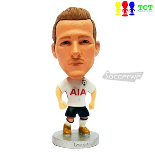 Tượng cầu thủ bóng đá Harry Kean