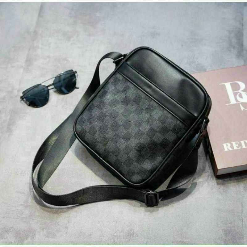 Túi đeo chéo IPad Lv da Pu thiết kế thời trang cao cấp mẫu hot | BigBuy360 - bigbuy360.vn