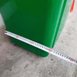 Thùng rác công cộng 90L có bánh xe.
