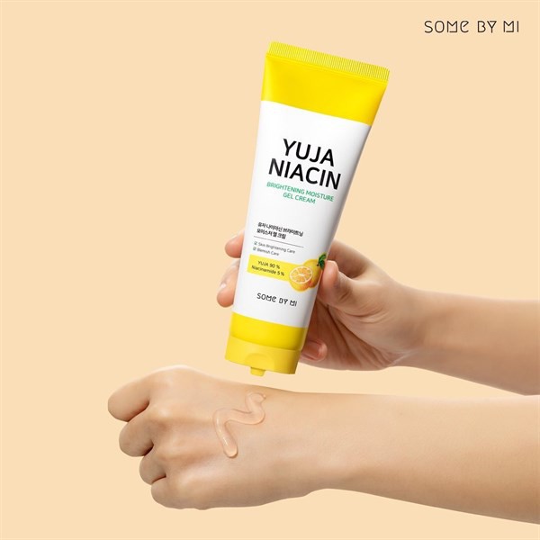 Gel Tẩy Da Chết Làm Sáng Da SOME BY MI Yuja Niacin Brightening Peeling Gel 120ml