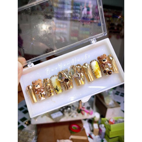 bộ móng tay giả nail box đính đá úc lấp lánh siêu sang cho cô dâu