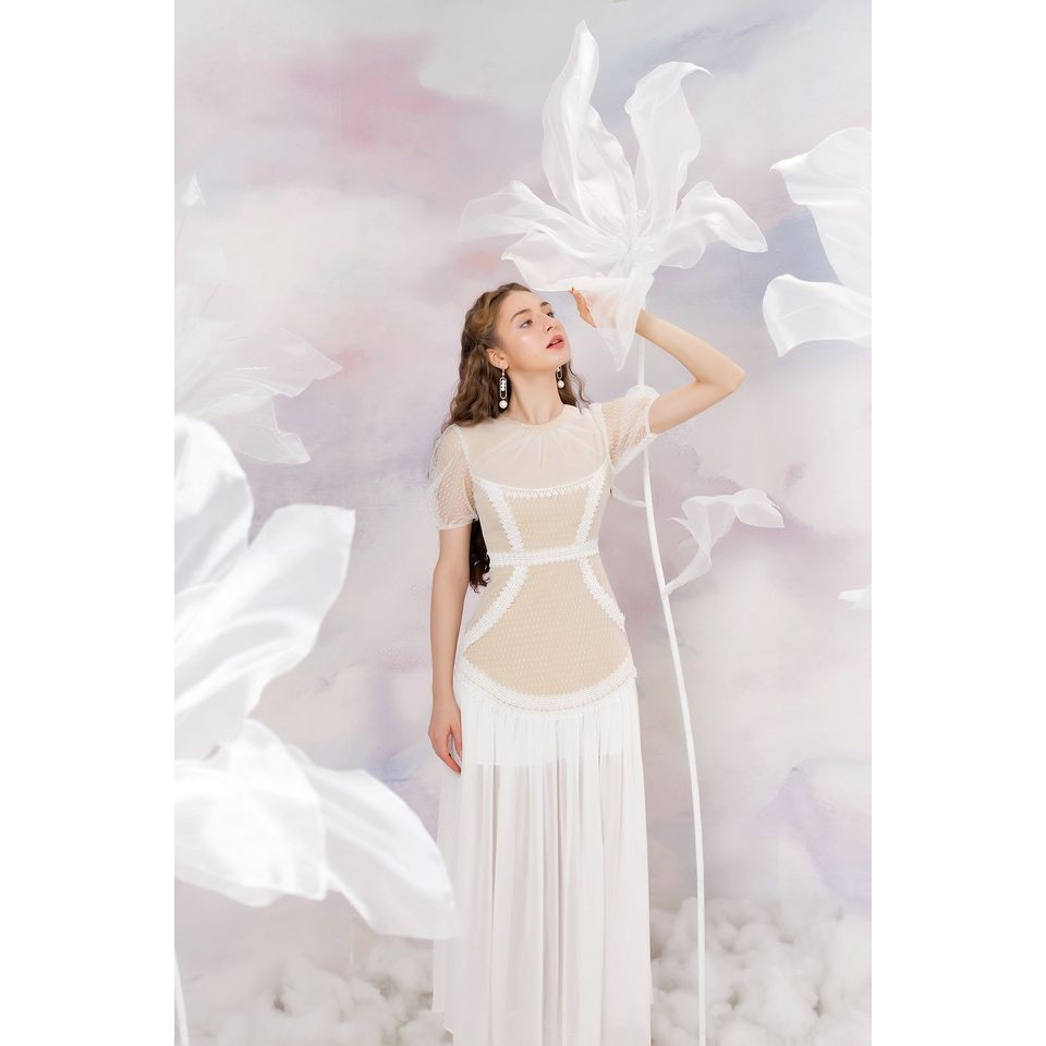 SÒ VINTAGE - LINSAI Đầm maxi ren phối lót kem cổ tròn tay lưới phồng | BigBuy360 - bigbuy360.vn