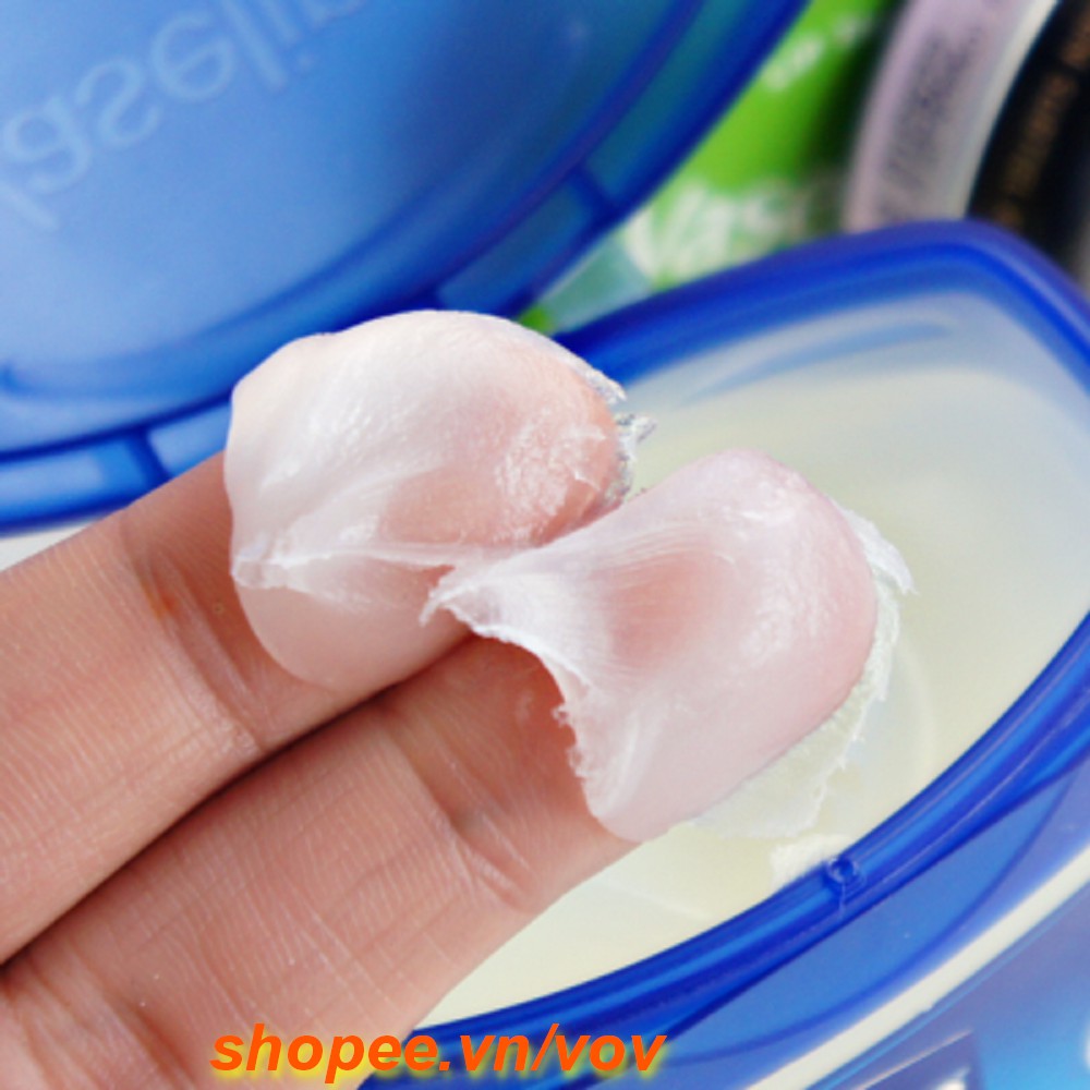 SÁP DƯỠNG VASELINE 49G KHÔNG MÀU