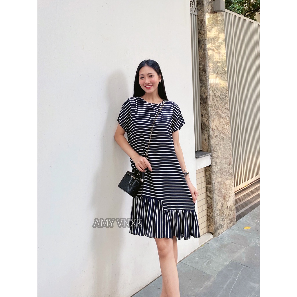 Váy đầm đuôi cá họa tiết kẻ sọc ngang VNXK