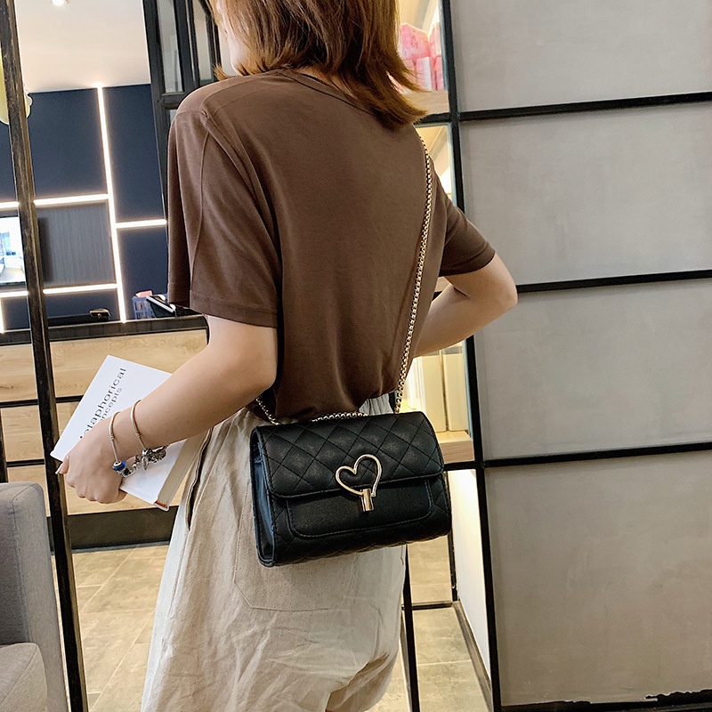Túi Xách Nữ Linh Store Túi Đeo Chéo 3 Ngăn Khóa Trái Tim Dây Xích Đồng Phong Cách Hàn Quốc - LS4