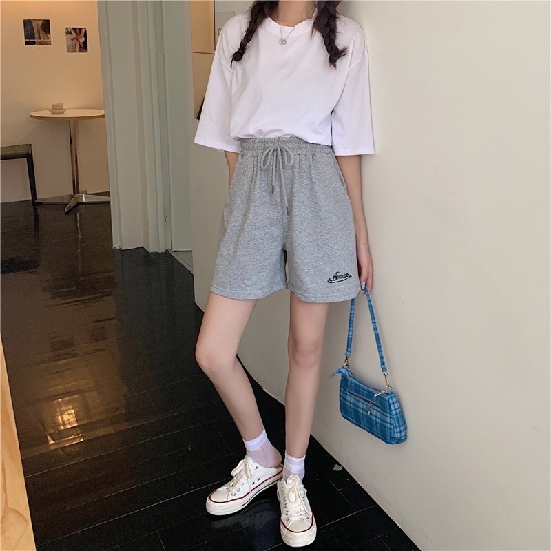Quần short đùi nữ, quần đùi mặc nhà nữ thêu chữ unisex DUNO-  QN05