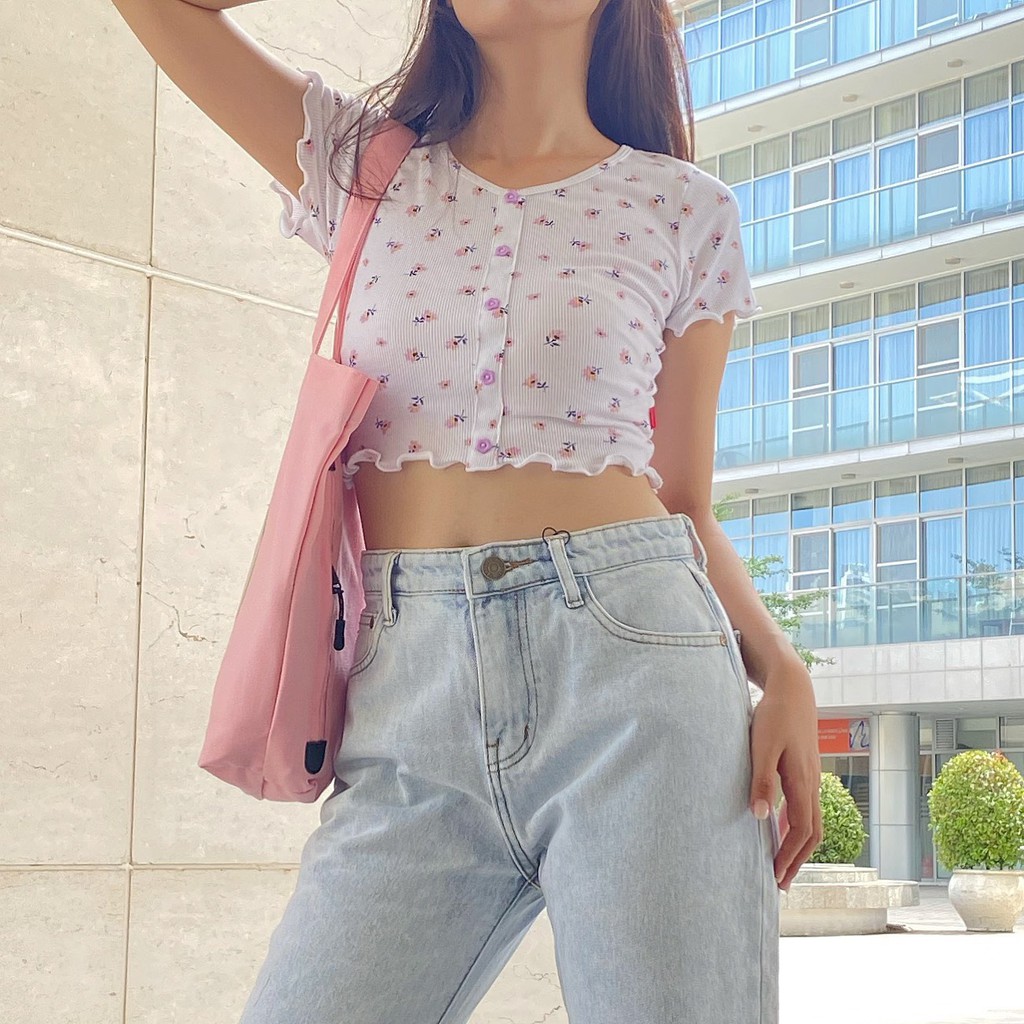 Usthebasic - Áo Croptop Floral Lettuce-Edge Croptop