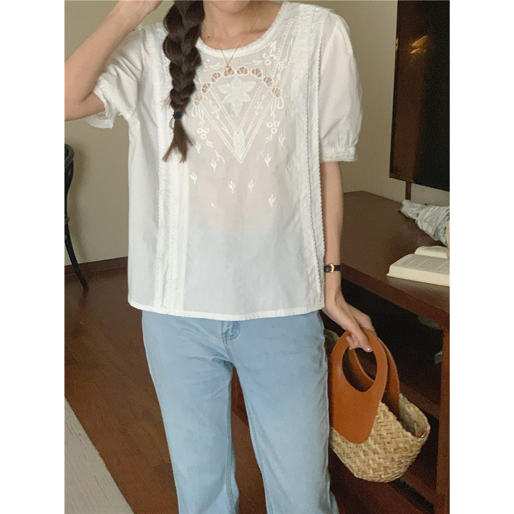 Áo Thun Cổ Tròn Ngắn Tay Thêu Hoa Thời Trang Tinh Tế 60639