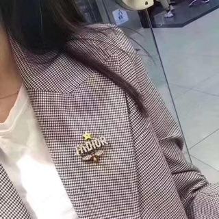 Cài áo tim ja.dior