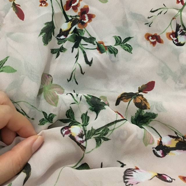 Vải voan hoa lá