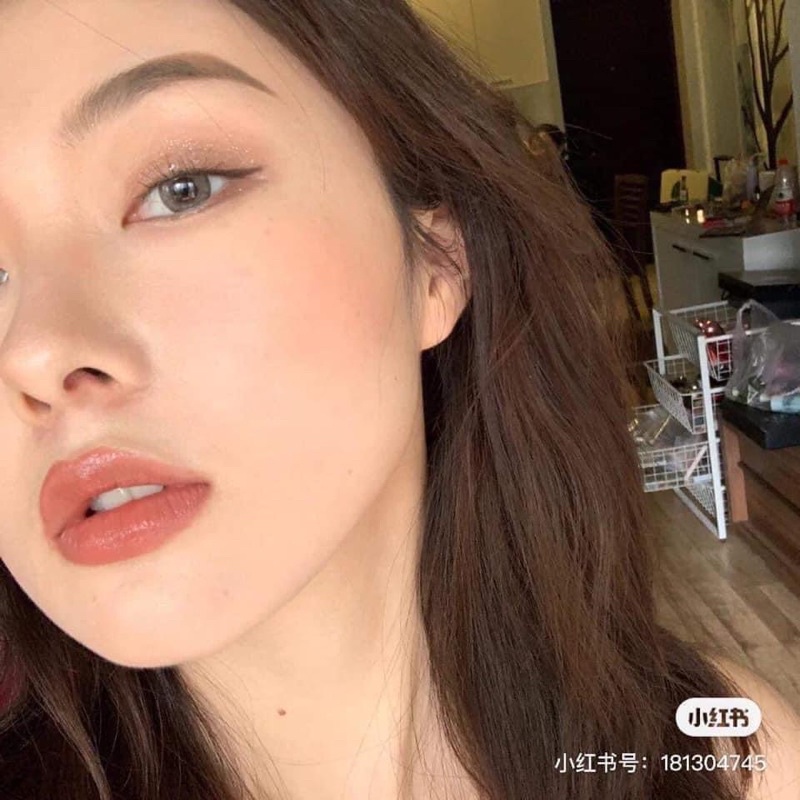 Son Wet N Wild màu Cedar Later P945B tone cam hồng đất