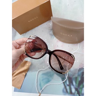 Kính mát thời trang nữ mẫu mới đi biển 2021 gucci