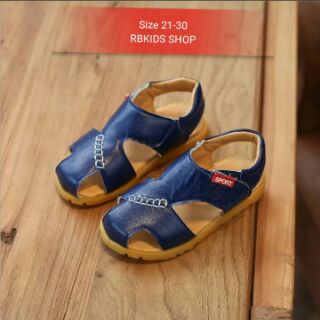Sandal bít mũi Sport cho bé