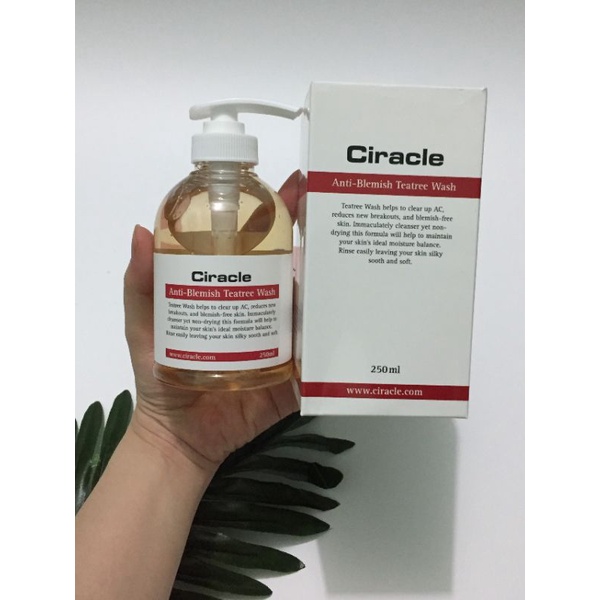 Sữa rửa mặt tràm trà Ciracle cho da dầu, mụn viêm | BigBuy360 - bigbuy360.vn