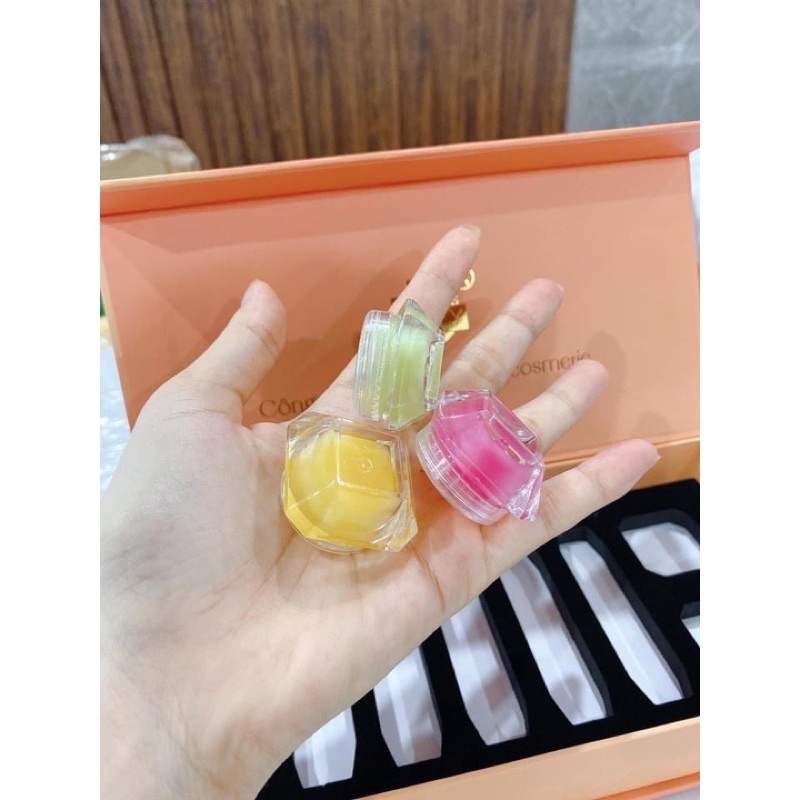 DƯỠNG MÔI SON DOLLY GIÚP MÔI MỀM MẠI