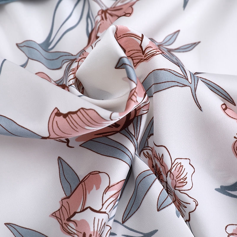 Set Đồ Ngủ Vải Lụa Tay Dài In Họa Tiết Phong Cách Mùa Hè Quyến Rũ Cho Nữ