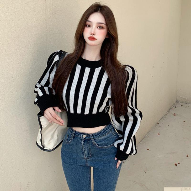 Áo len croptop tay dài cổ tròn họa tiết kẻ sọc phong cách Hàn Quốc thời trang cho nữ