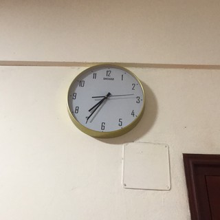 ĐỒNG HỒ TREO TƯỜNG VÂN ĐÁ A95