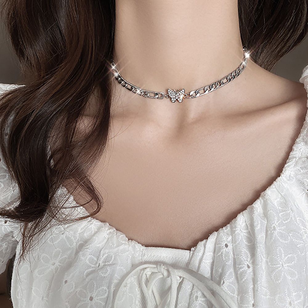Vòng cổ choker bằng hợp kim mặt hình cánh bướm đính ngọc trai phong cách punk hip hop Hàn Quốc tinh tế cho nữ