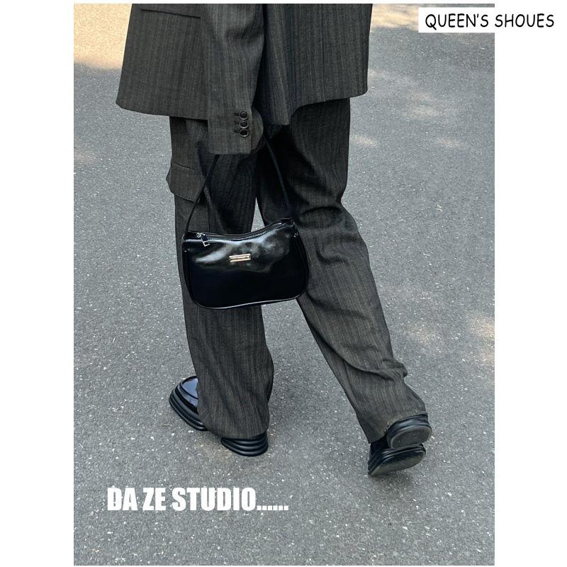 Túi Xách Thiết Kế Nhỏ Gọn Màu Đen Thời Trang 2022 Dành Cho Nữ