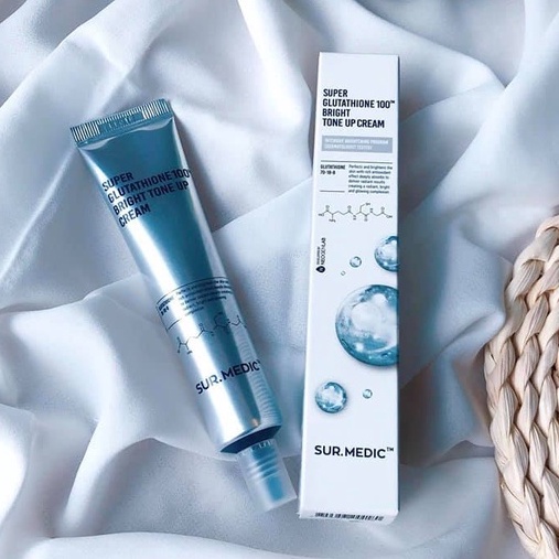 Kem Dưỡng Trắng Nâng Tông Da Sur.Medic Super Glutathione 100 Bright Tone Up Cream
