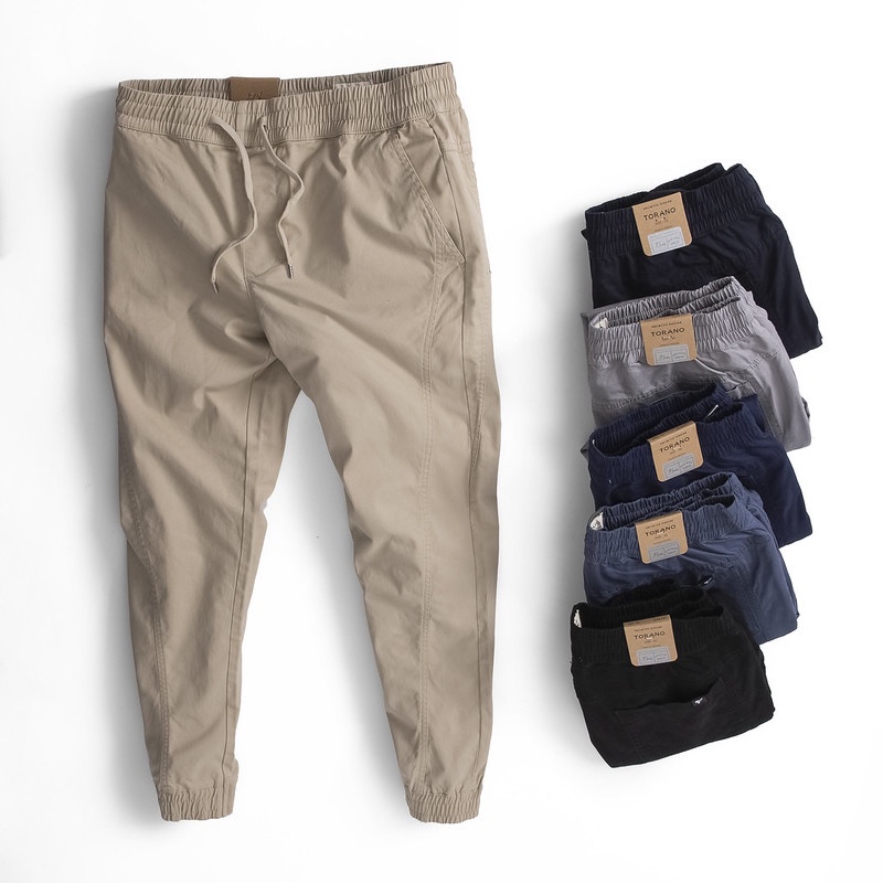 Quần kaki jogger nam TORANO, form chuẩn, bên màu, can bổ DABK081