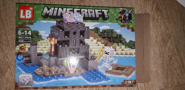 Lắp ráp 1 hộp LegoMineCraft biệt thự trên sông LB549