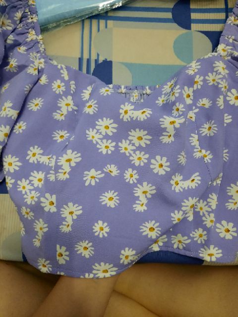 Áo croptop hoa cúc cột nơ sau kèm ảnh thật | BigBuy360 - bigbuy360.vn