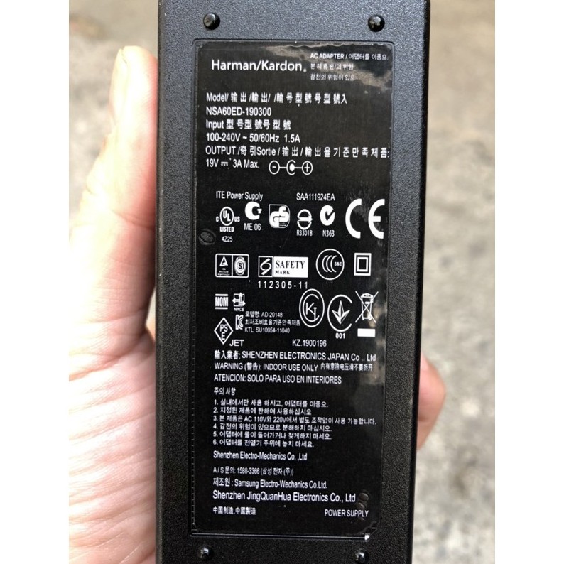 Sạc Loa Harman Kardon Onyx Studio bản gốc