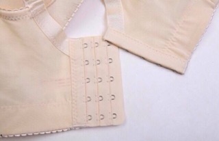 Bra corset có gọng bản lưng to