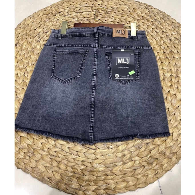 Quần váy jean BIGSIZE lưng cao phom A, trên gối bên trong có quần short, co dãn mạnh 4360 MLJ 70kg 80kg