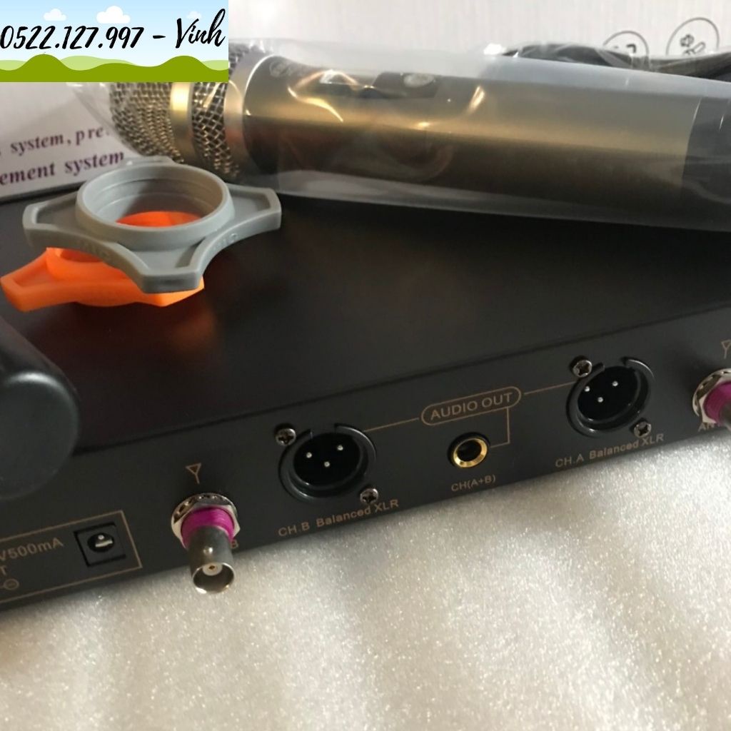 Micro không dây BBS K900  năm 2022 - Gia Khang Shop
