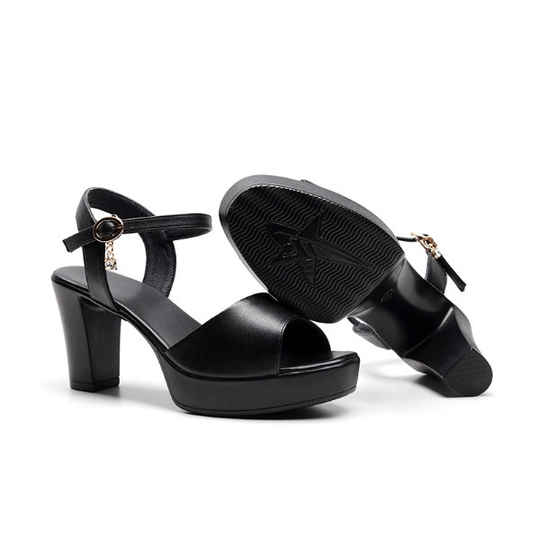 Giày sandan gót vuông quai bản 7f