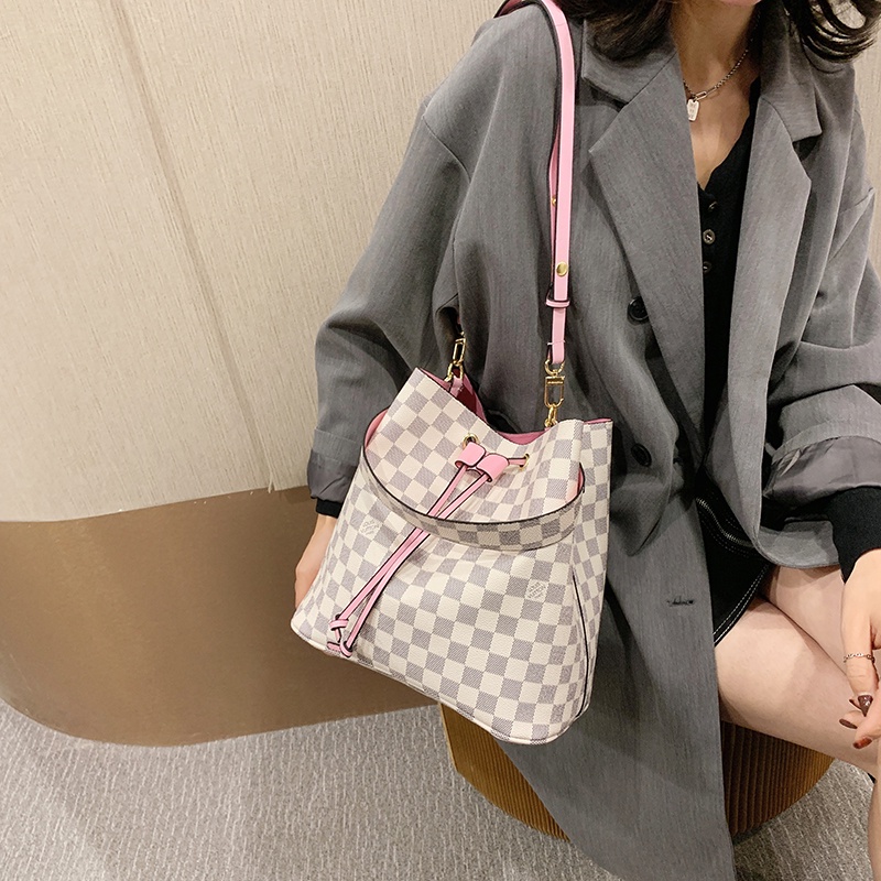 Túi Lv Phụ Nữ Túi Xô Dây Rút PU Thời Trang Túi đeo Vai Giải Trí Cổ điển