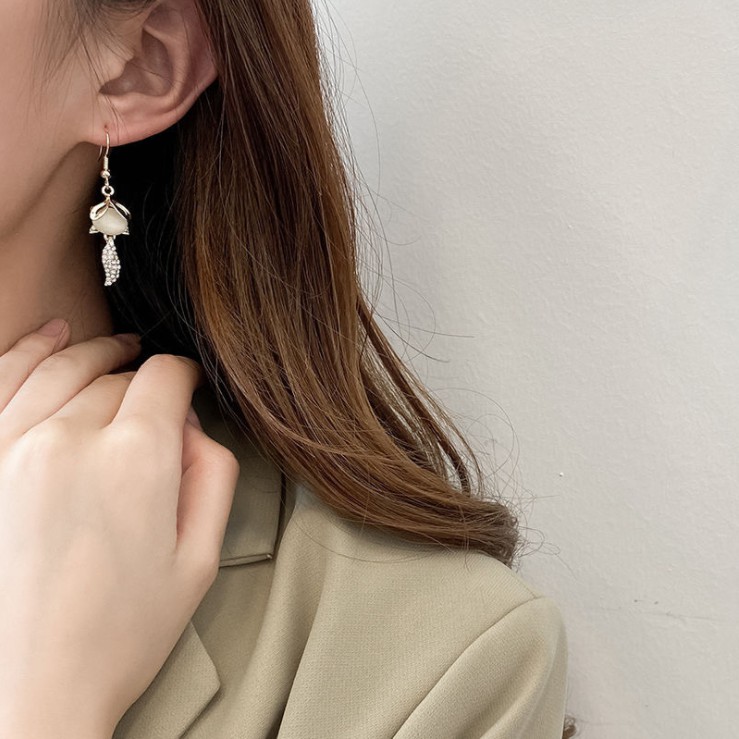 Bông Tai Nữ Hàn Quốc Thời Trang Mặt Đá Sáng Bóng Lấp Lánh Mẫu Mới Nhất 2022