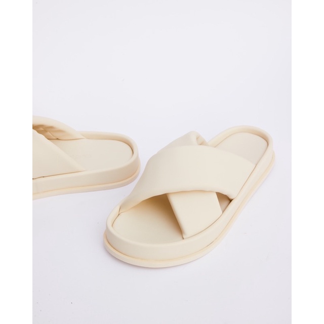 87613 - DÉP LYLA PLATFORM SLIDES