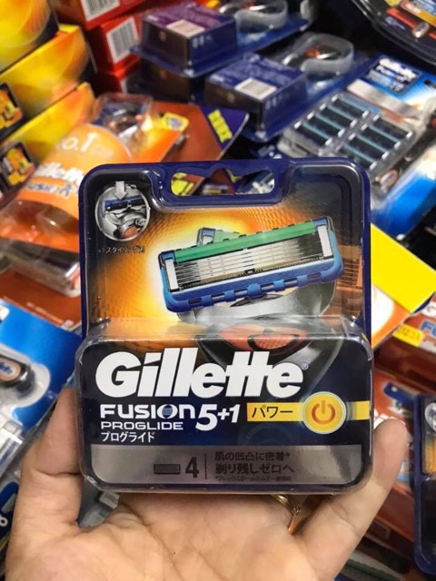 Lưỡi cạo râu massage 5 lưỡi Gillette 5+1 Fusion