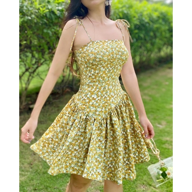 đầm cúp ngực cột dây vai