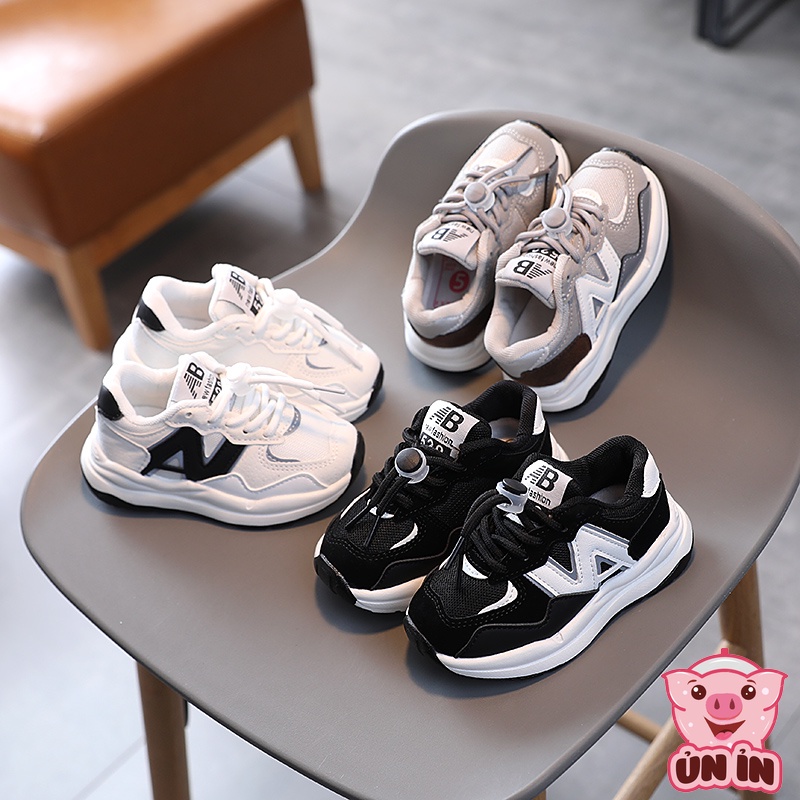 Giày thể thao cho bé, Giày Sneakers cổ thấp chất da PU siêu mềm phối lưới thoáng khí khoá dây thoải mái M628