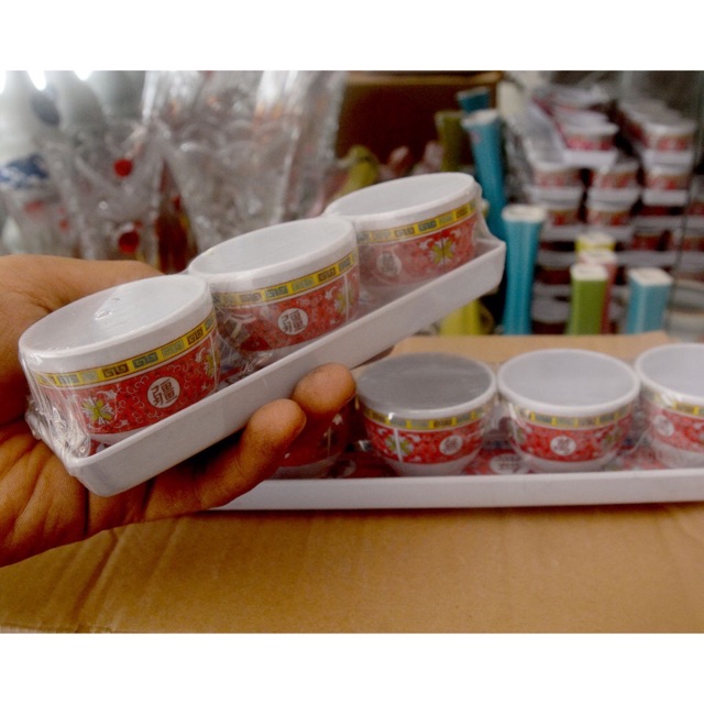 Chung ly 5 cái bằng nhựa cúng thờ
