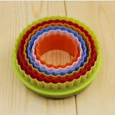 Bộ nhấn nhựa 6 vòng tròn - cutter