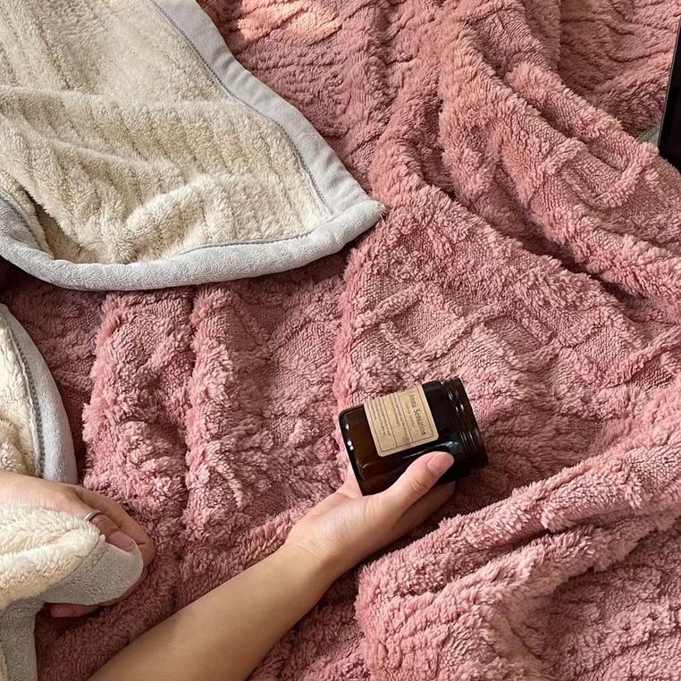 Chăn Lông Cừu , Chăn 𝓦𝓪𝓻𝓶 𝓫𝓵𝓪𝓷𝓴𝓮𝓽 Vặn Thừng 2M*2M3 Trơn Màu Cho Mùa Đông Ấm Áp