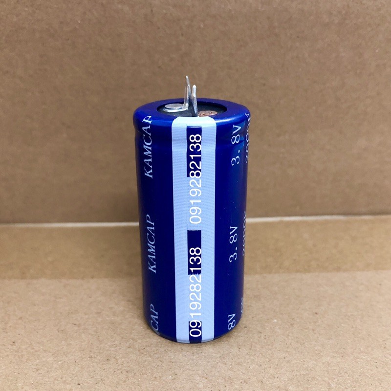 Siêu tụ điện 3.8V 2000F dung lượng 670mAh size 22*54