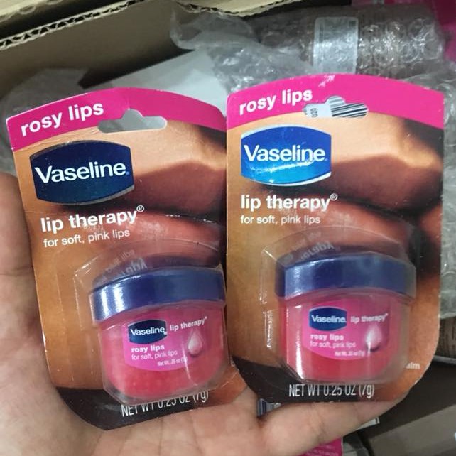 Dưỡng môi vaseline