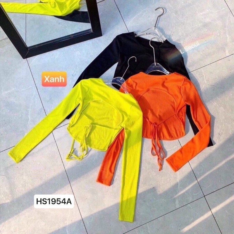 Áo croptop tay dài ôm body , kiểu hở lưng cột dây cực sexy , chất thun bozip mềm mịn mát có kèm mút tiện lợi