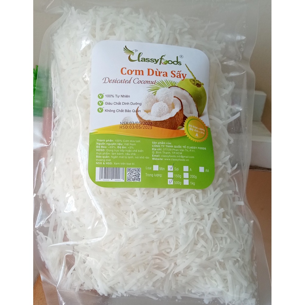 Cơm dừa sấy khô Sợi ngắn Classy Foods [túi 1/2 kg]