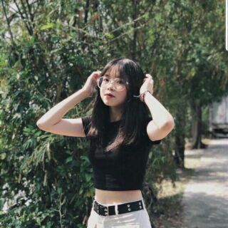 Áo thun croptop. Có bigsize.